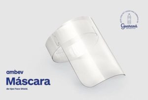 Máscara de garrafa PET produzida pela Ambev.
