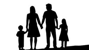 Pesquisa aponta que o isolamento social impactou positivamente no papel dos pais.